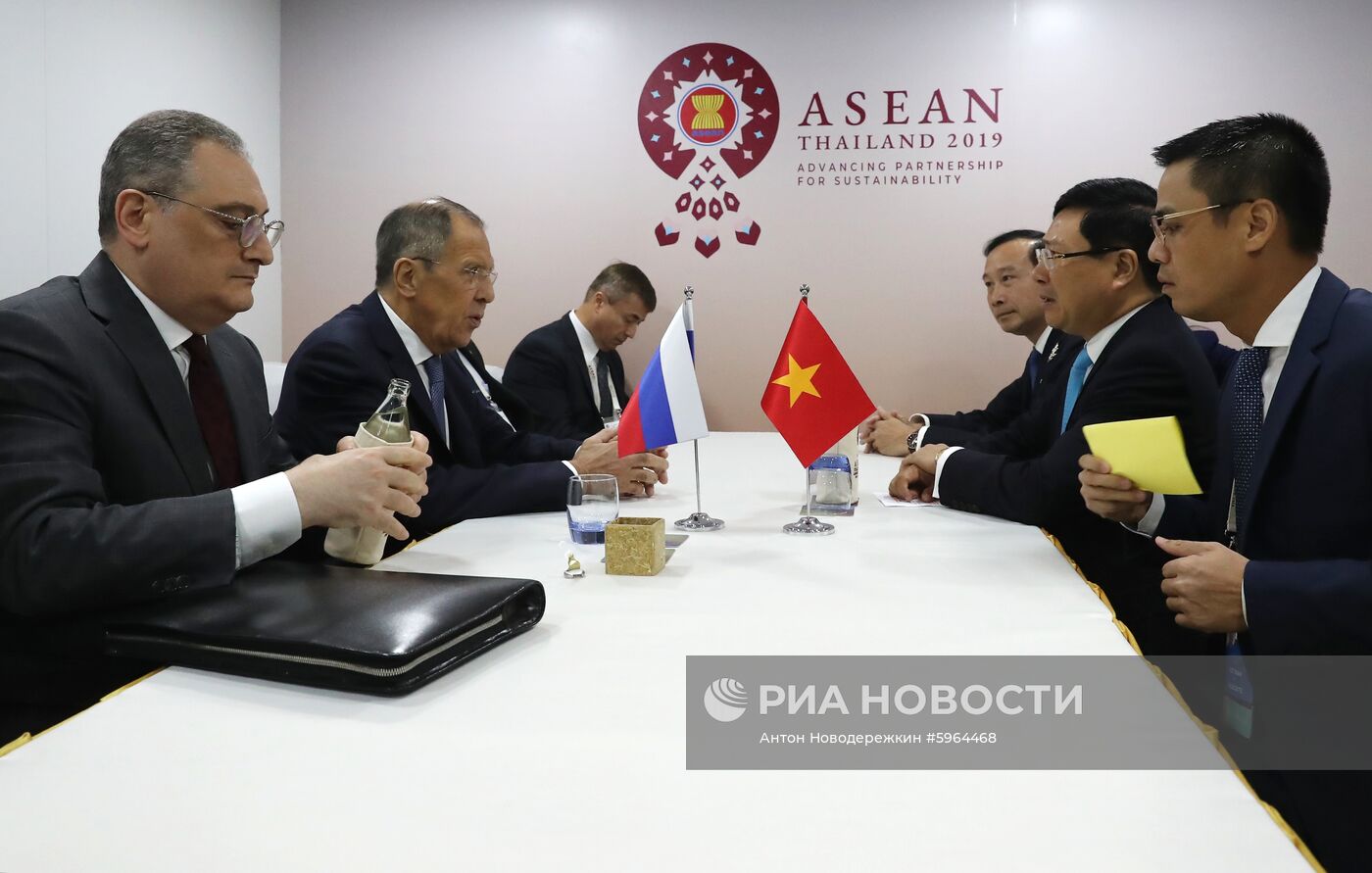 Официальный визит министра иностранных дел РФ С. Лаврова в Таиланд