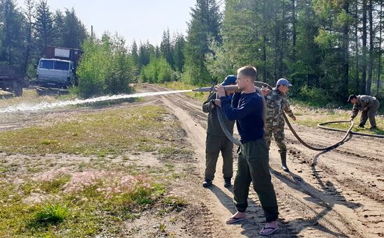 Ликвидация лесных пожаров в Якутии