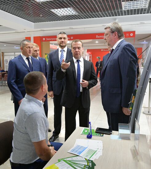 Рабочая поездка премьер-министра РФ Д. Медведева в Дальневосточный федеральный округ
