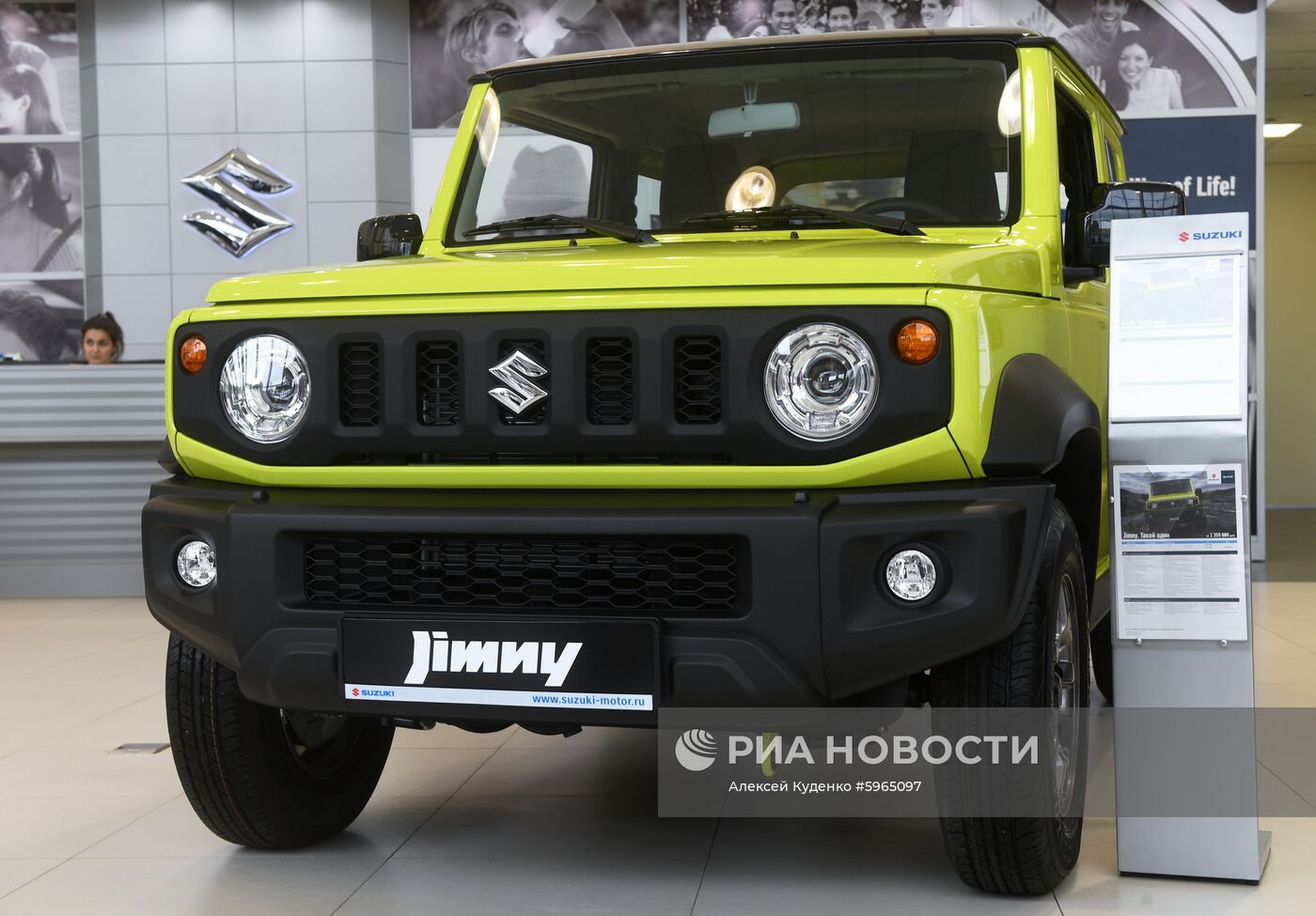 Старт продаж автомобилей Suzuki Jimny