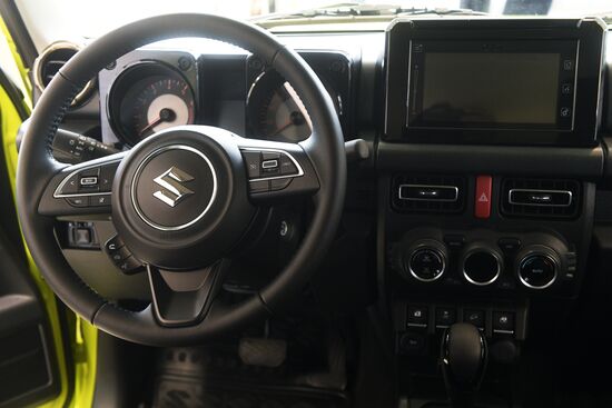 Старт продаж автомобилей Suzuki Jimny