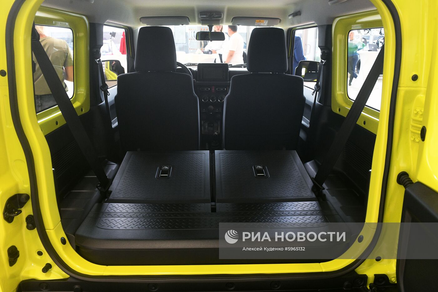 Старт продаж автомобилей Suzuki Jimny