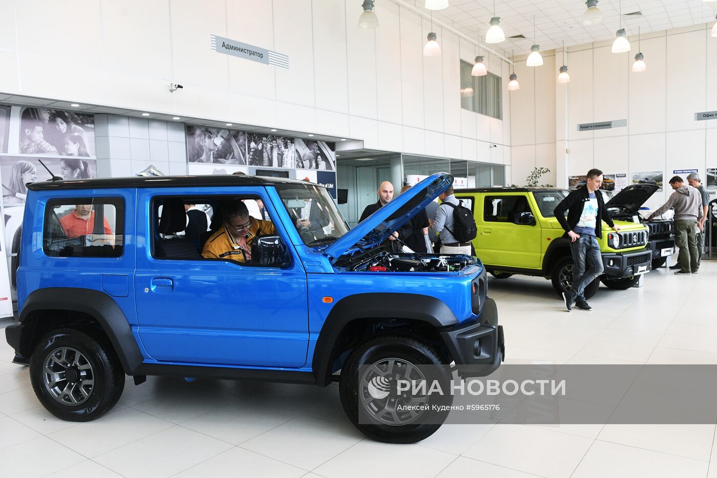 Старт продаж автомобилей Suzuki Jimny