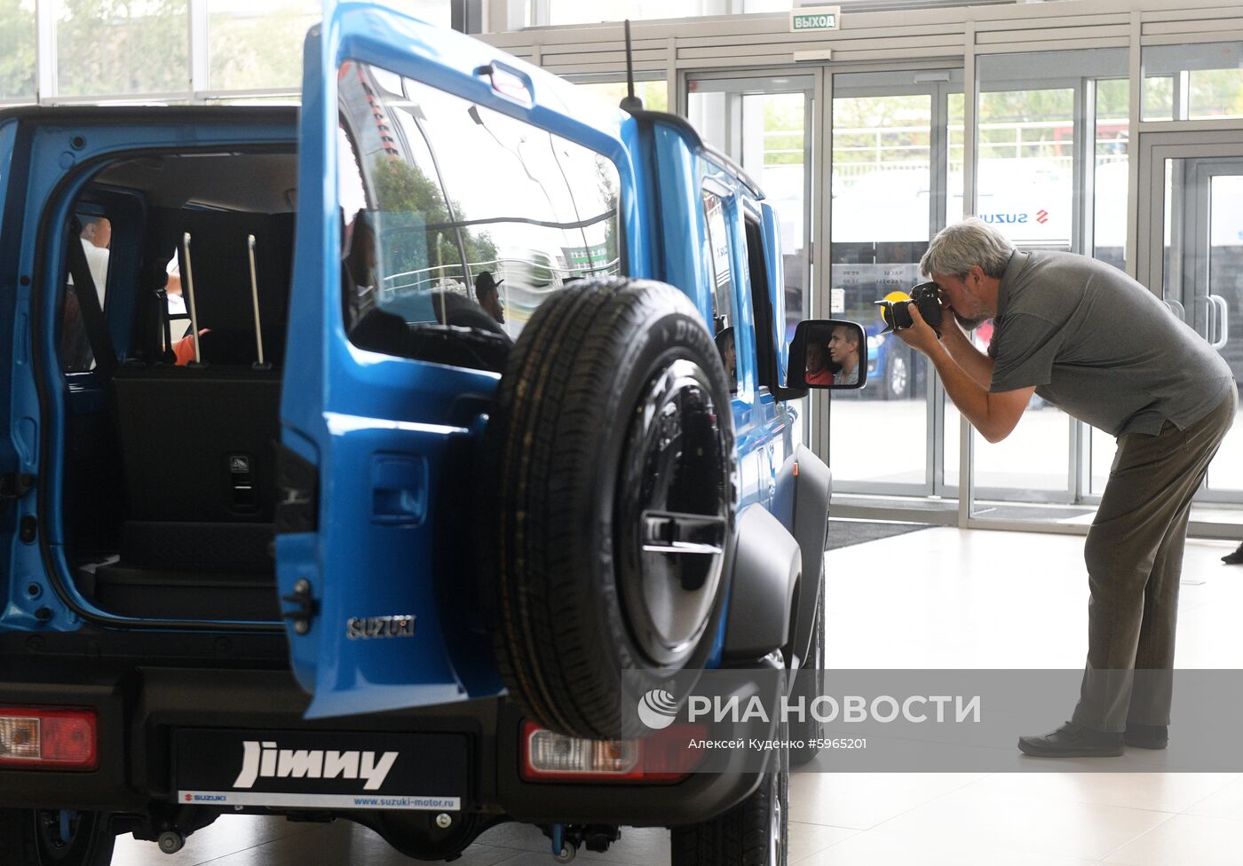 Старт продаж автомобилей Suzuki Jimny