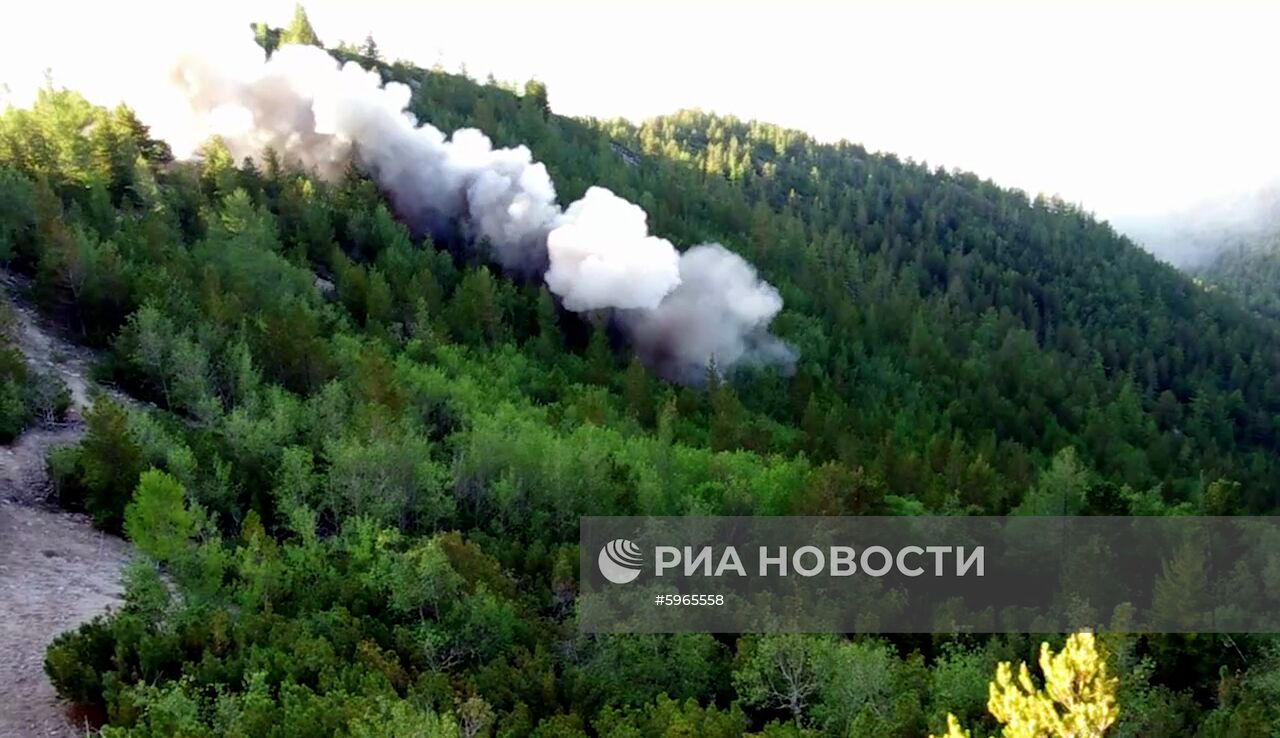 Ликвидация лесных пожаров в Красноярском крае и Иркутской области