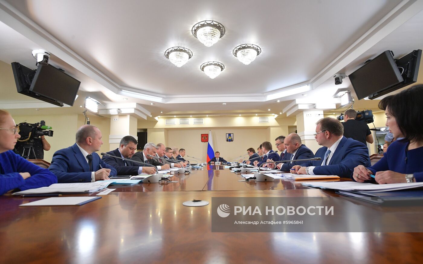 Рабочая поездка премьер-министра РФ Д. Медведева в Сахалинскую область. День второй