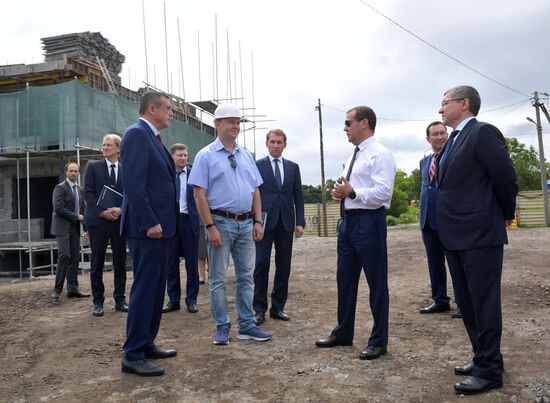 Рабочая поездка премьер-министра РФ Д. Медведева в Сахалинскую область. День второй