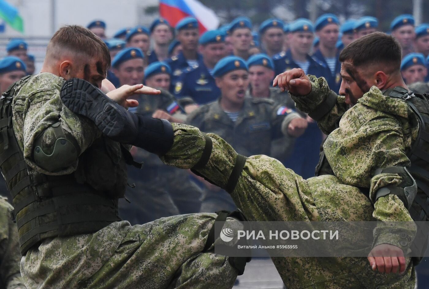 Празднование Дня ВДВ в городах России