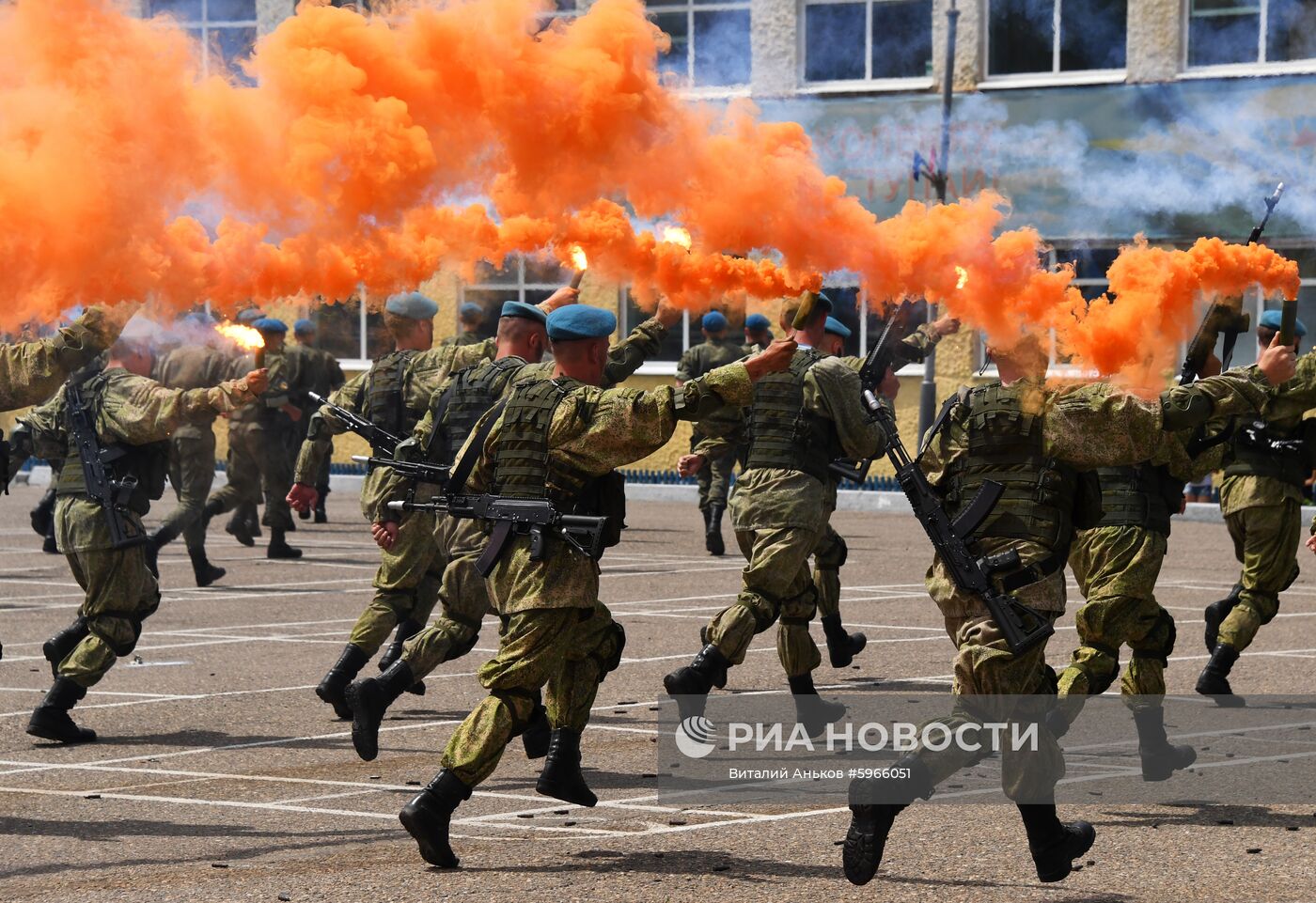 Празднование Дня ВДВ в городах России