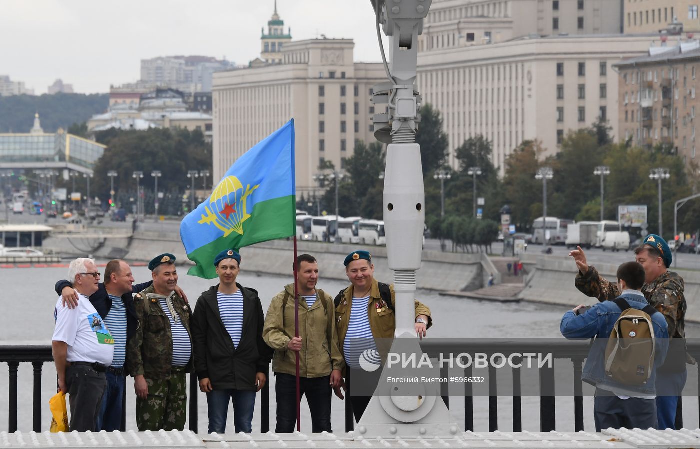 Празднование Дня ВДВ в Москве