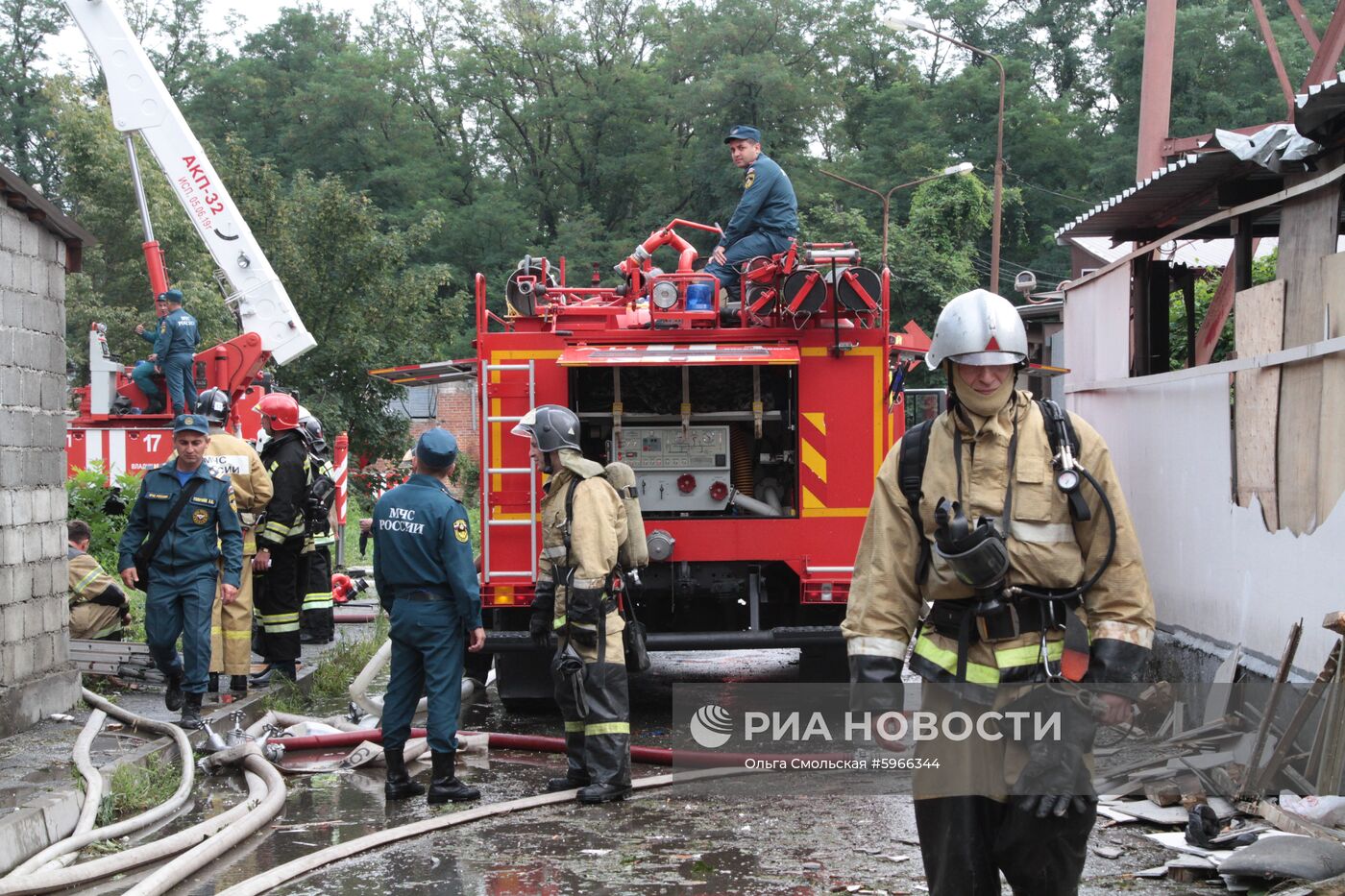 Пожар в цехе по обработке шерсти во Владикавказе