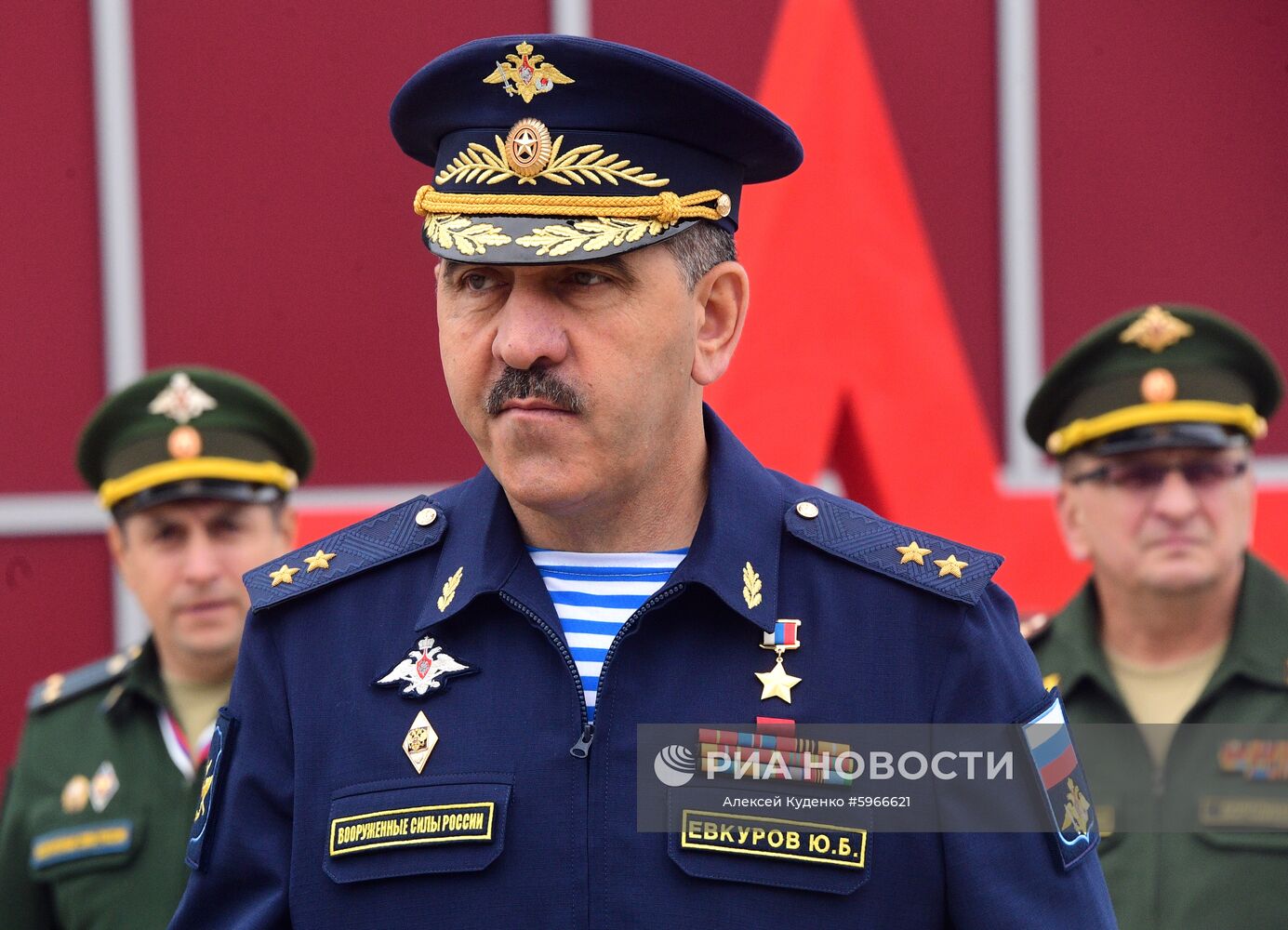 Заместитель министра обороны РФ Юнус-Бек Евкуров на церемонии открытия Армейских международных игр "АрМИ-2019" в военно-патриотическом парке культуры и отдыха Вооруженных сил РФ "Патриот" в Московской области. Место: Россия, Московская область. Автор: Алексей Куденко/РИА Новости. Открытие V Армейских международных игр - 2019