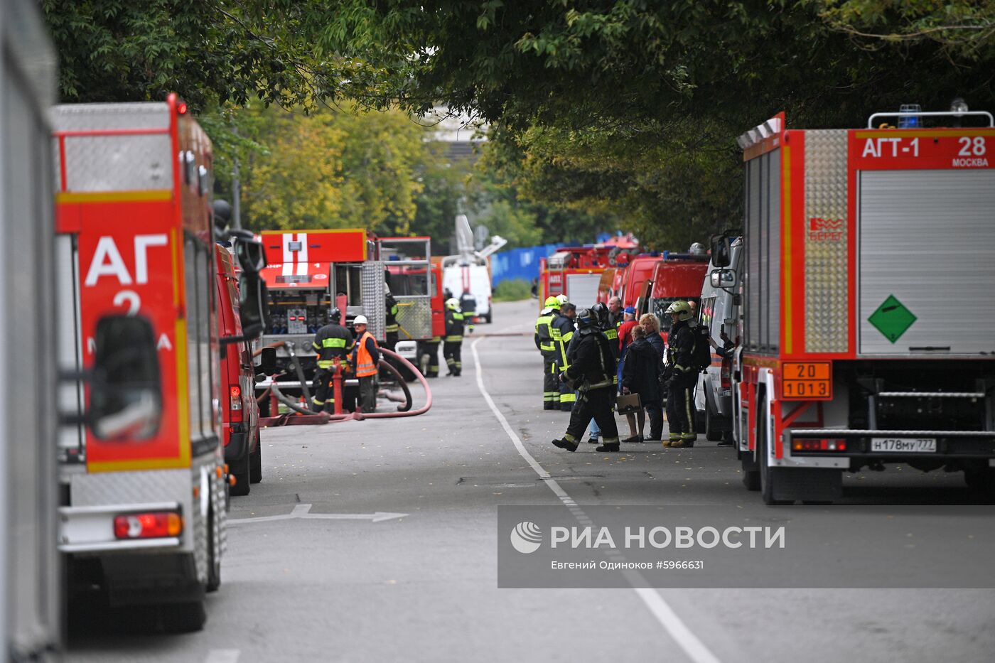 Пожар в промышленном здании в центре Москвы