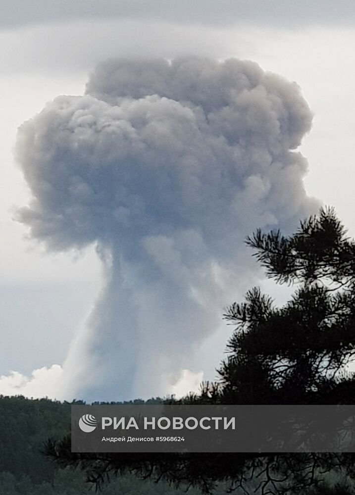 На территории воинской части в Красноярском крае произошел взрыв