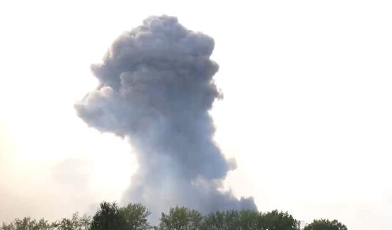 На территории воинской части в Красноярском крае произошел взрыв