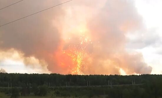 На территории воинской части в Красноярском крае произошел взрыв