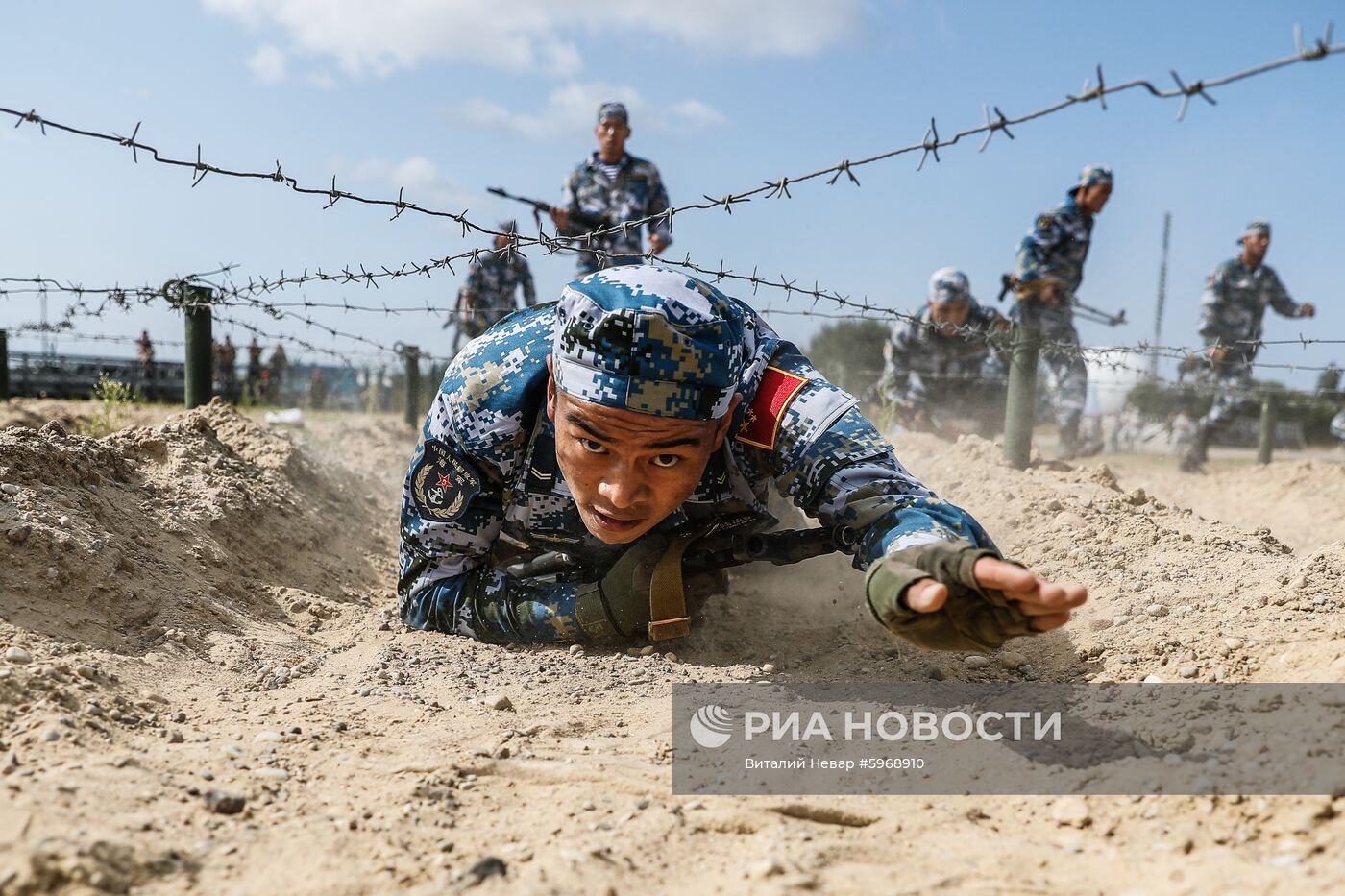 Международный армейский конкурс "Морской десант"