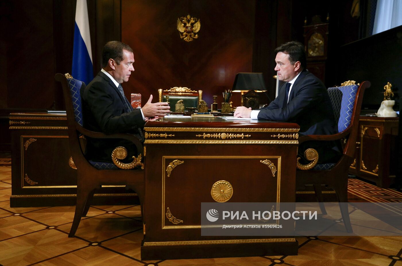 Премьер-министр РФ Д. Медведев встретился с губернатором Московской области А. Воробьевым