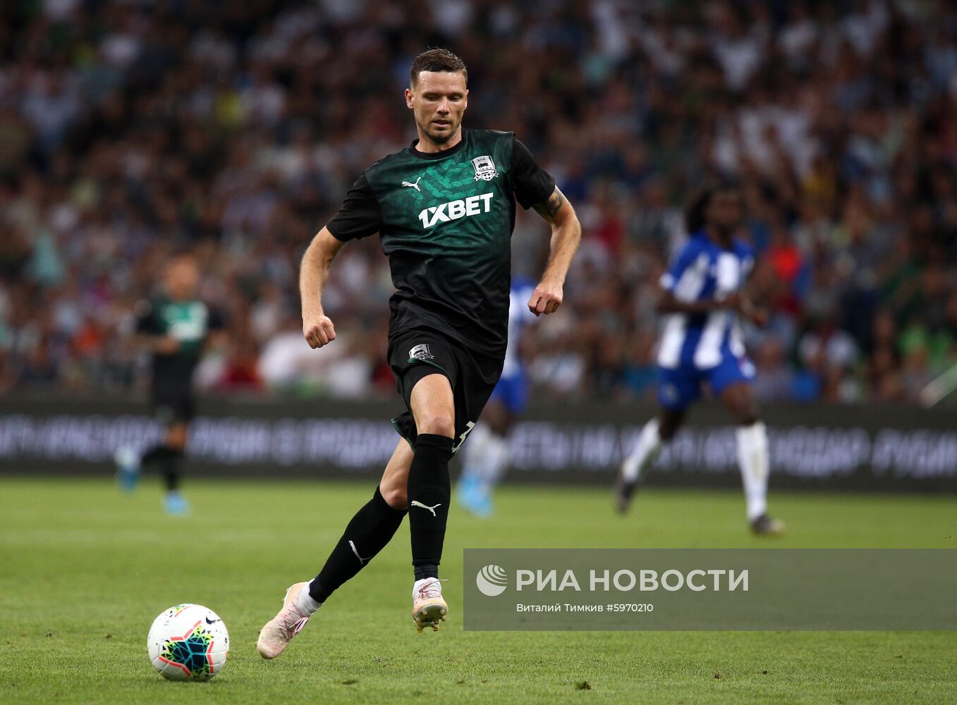 Футбол. Лига чемпионов. Матч "Краснодар" - "Порту"