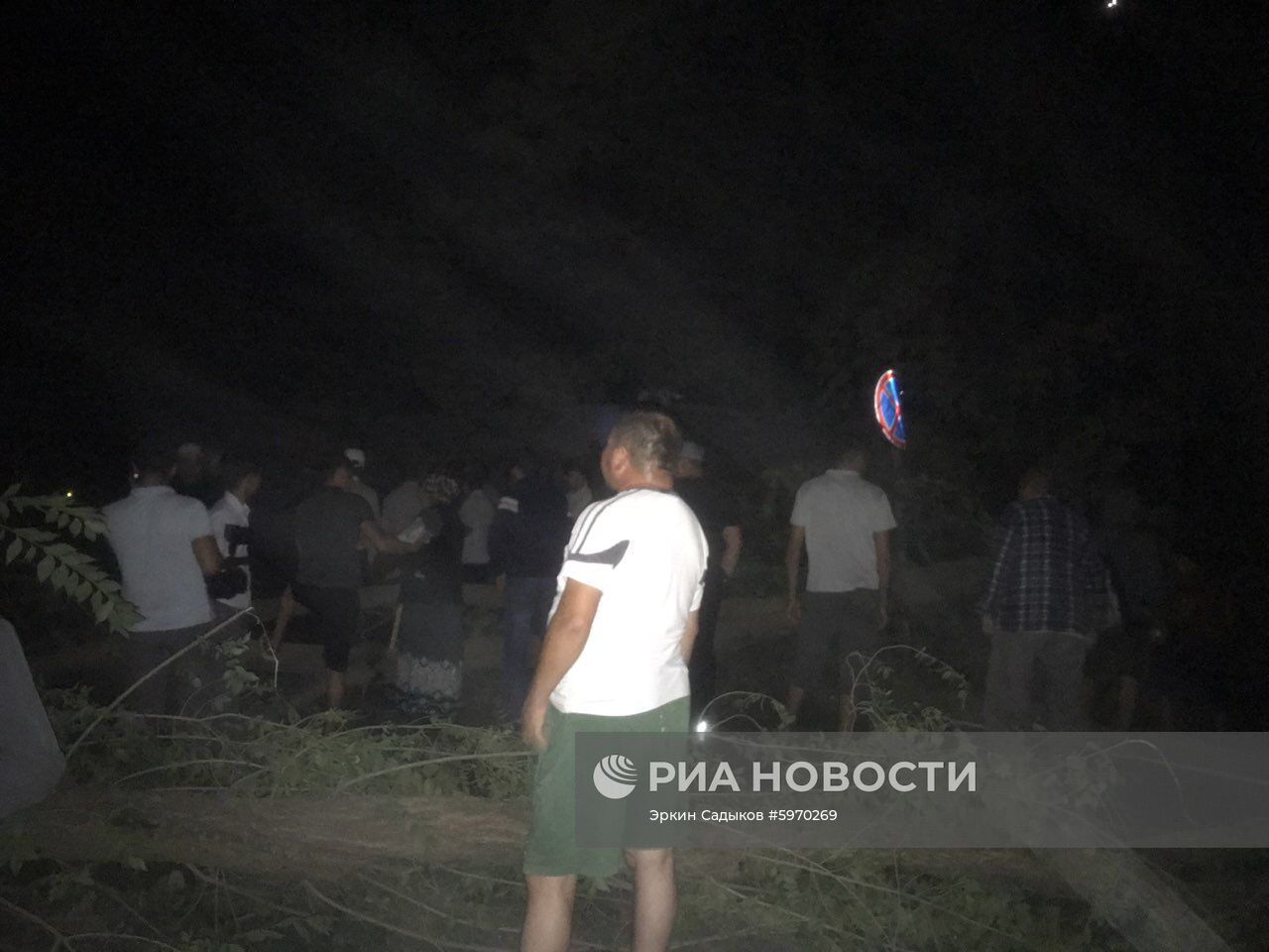 Ситуация около резиденции бывшего президента Киргизии Алмазбека Атамбаева