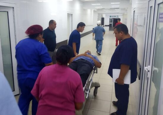 Ситуация около резиденции бывшего президента Киргизии Алмазбека Атамбаева