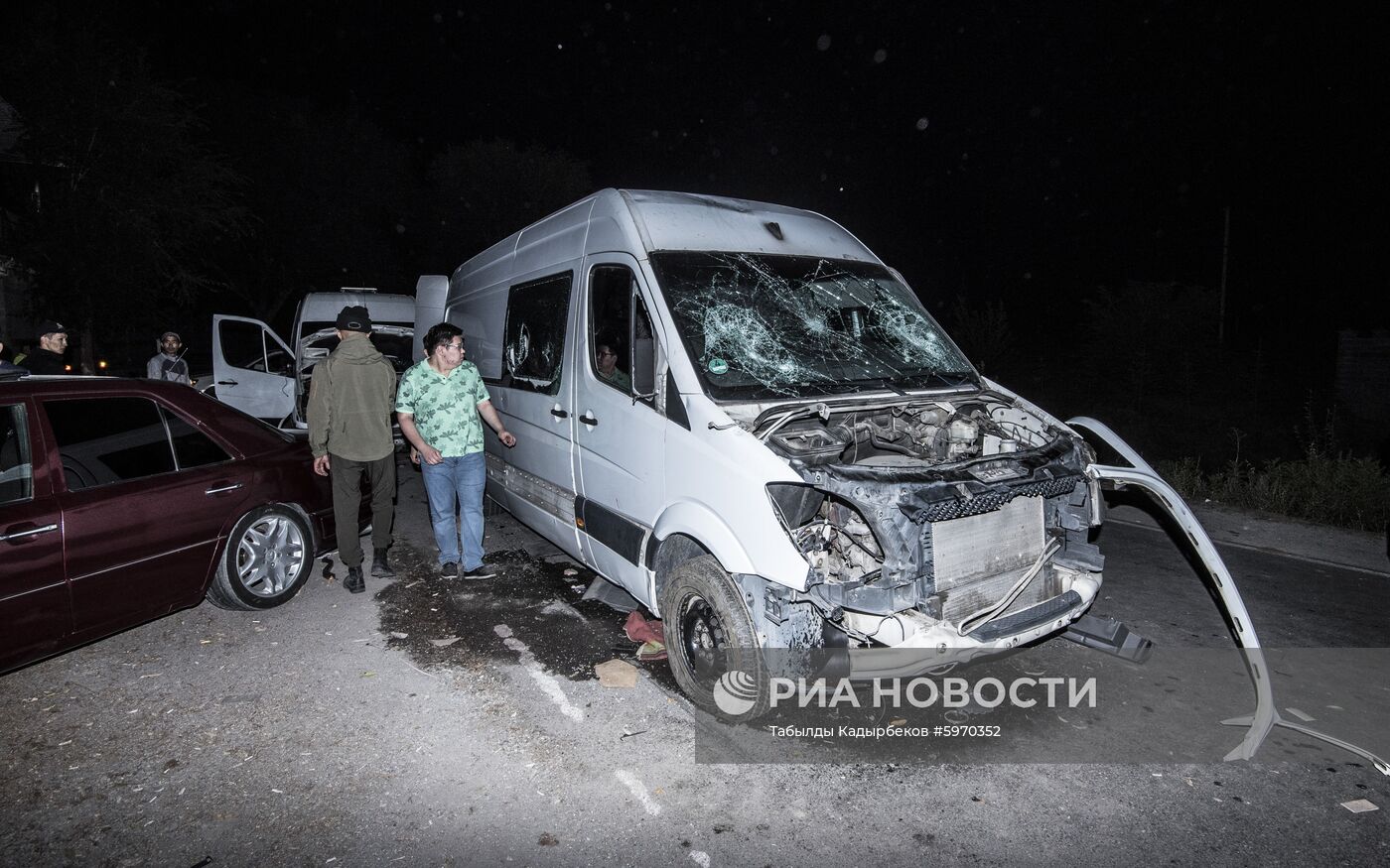 Ситуация около резиденции бывшего президента Киргизии Алмазбека Атамбаева