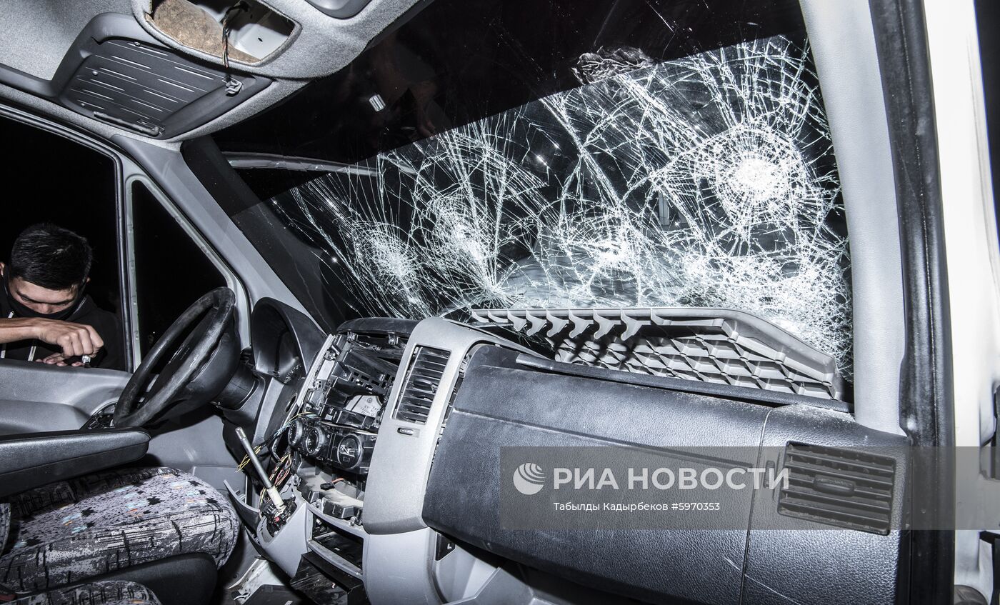 Ситуация около резиденции бывшего президента Киргизии Алмазбека Атамбаева