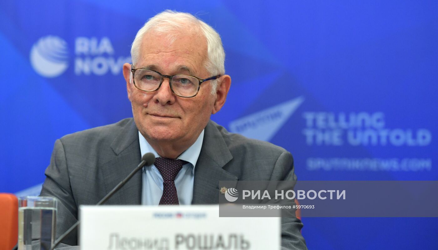 П/к "Пресс-конференция по итогам лечения Касима Алькадима – героя лучшего снимка конкурса им. Андрея Стенина"