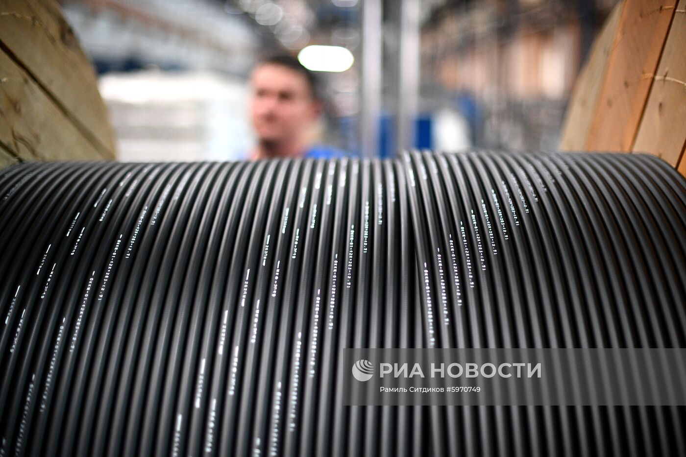 Производство кабелей на заводе "Москабельмет"
