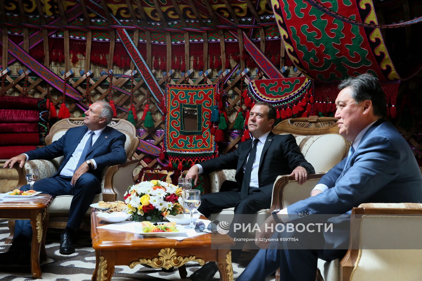 Премьер-министр РФ Д. Медведев принял участие в заседании Евразийского межправительственного совета стран ЕАЭС