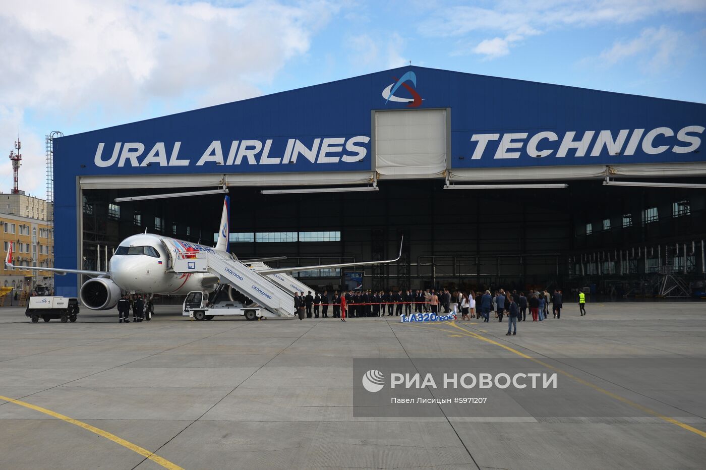 Презентация нового самолета Airbus A320neo авиакомпании "Уральские авиалинии"