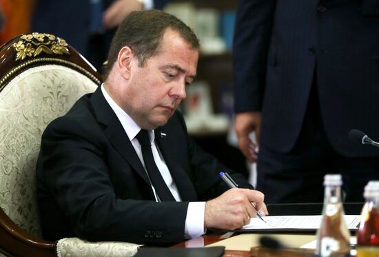 Премьер-министр РФ Д. Медведев принял участие в заседании Евразийского межправительственного совета стран ЕАЭС