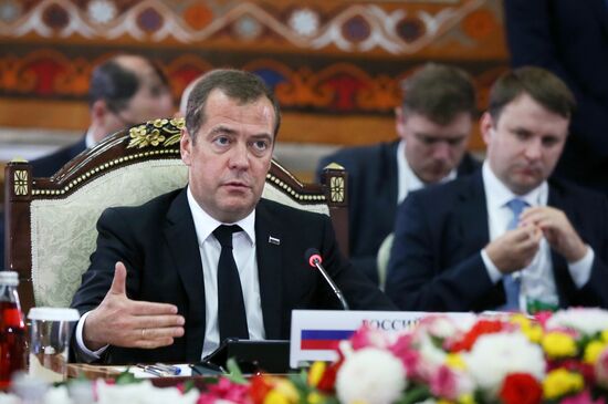 Премьер-министр РФ Д. Медведев принял участие в заседании Евразийского межправительственного совета стран ЕАЭС