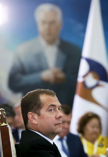 Премьер-министр РФ Д. Медведев принял участие в заседании Евразийского межправительственного совета стран ЕАЭС