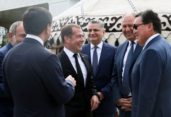 Премьер-министр РФ Д. Медведев принял участие в заседании Евразийского межправительственного совета стран ЕАЭС