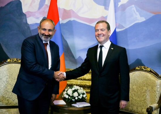 Премьер-министр РФ Д. Медведев принял участие в заседании Евразийского межправительственного совета стран ЕАЭС