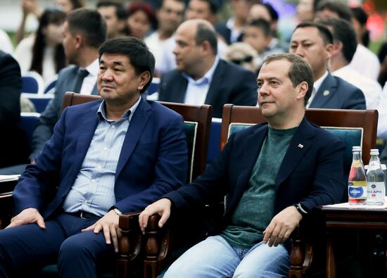 Премьер-министр РФ Д. Медведев принял участие в заседании Евразийского межправительственного совета стран ЕАЭС