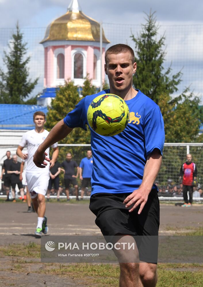 Футбольный матч с участием А.Кокорина и П. Мамаева в колонии