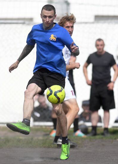 Футбольный матч с участием А.Кокорина и П. Мамаева в колонии