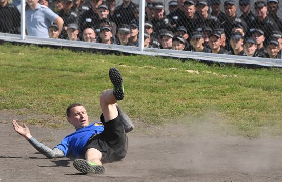 Футбольный матч с участием А.Кокорина и П. Мамаева в колонии