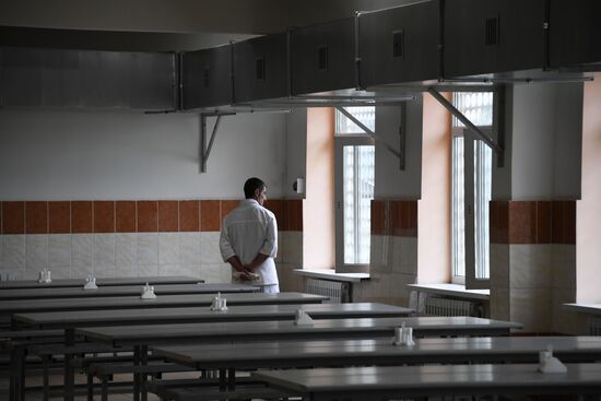 Футбольный матч с участием А.Кокорина и П. Мамаева в колонии