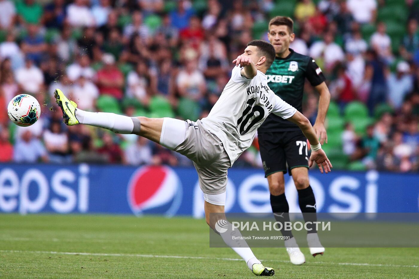 Футбол. РПЛ. Матч "Краснодар" - "Рубин"