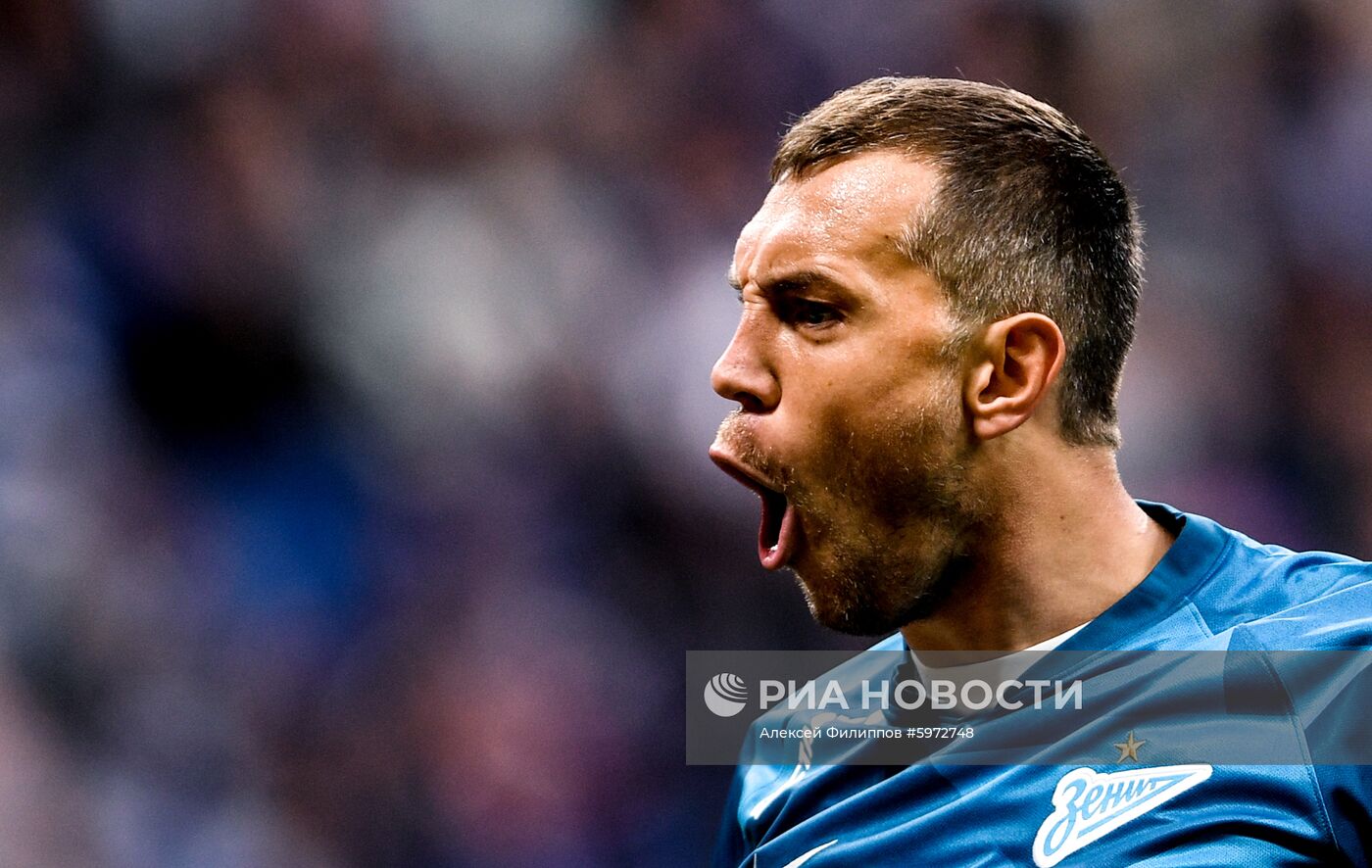 Футбол. РПЛ. Матч "Динамо" - "Зенит"