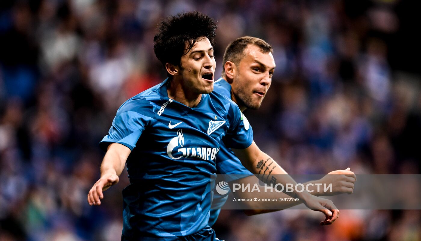 Футбол. РПЛ. Матч "Динамо" - "Зенит"