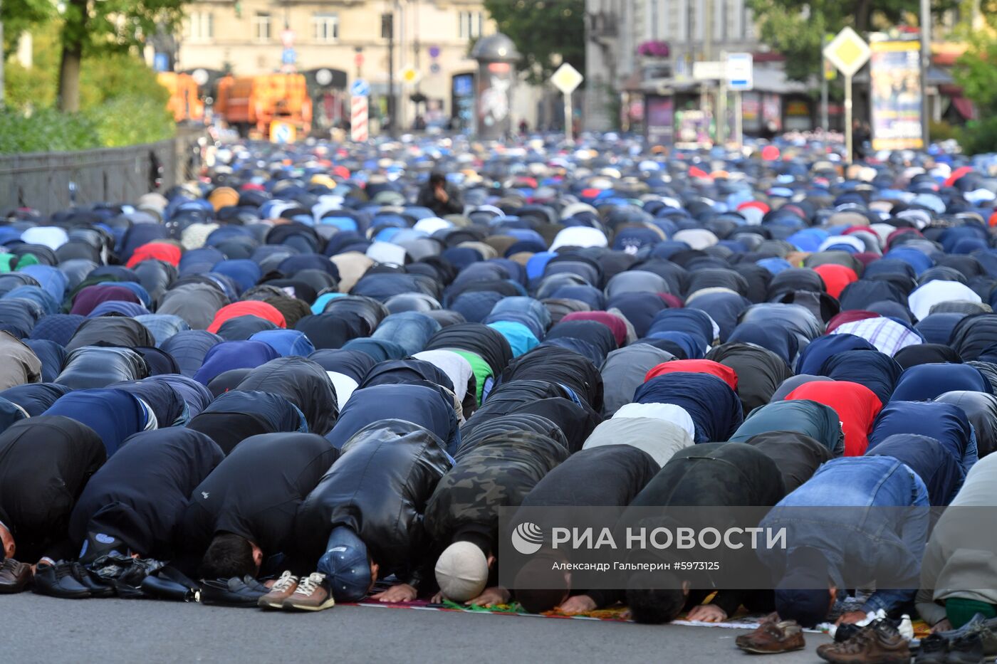 Празднование Курбан-байрама в России