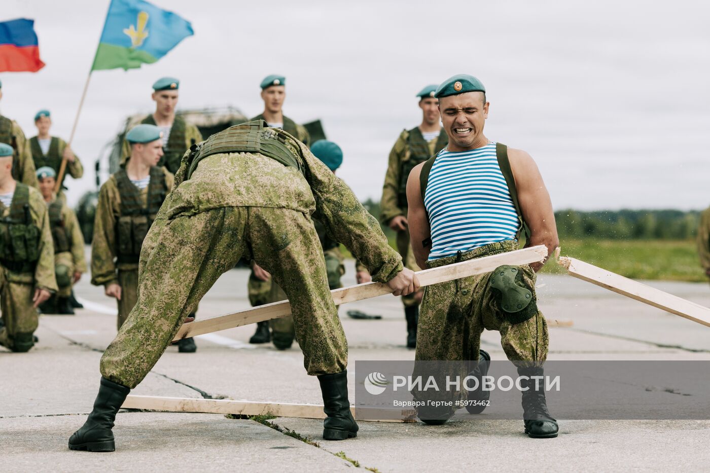 Военно-патриотический фестиваль "Открытое небо" в Иванове