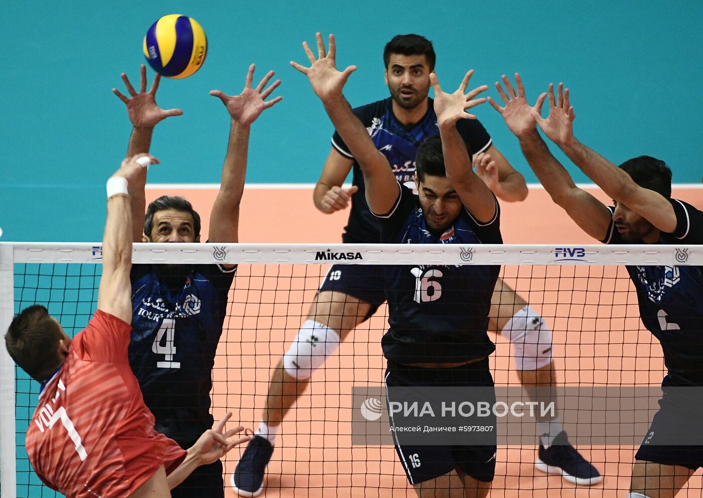 Волейбол. Мужчины. Олимпийский отбор. Матч Россия - Иран