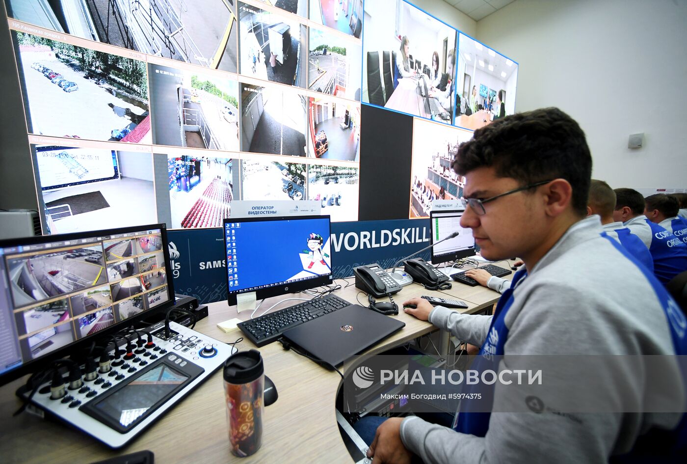 Работа главного операционного центра WorldSkills Kazan 2019