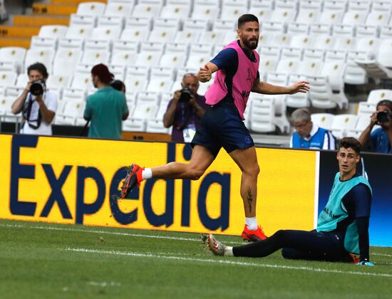 Футбол. Суперкубок УЕФА. Тренировка ФК "Челси"