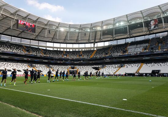 Футбол. Суперкубок УЕФА. Тренировка ФК "Челси"